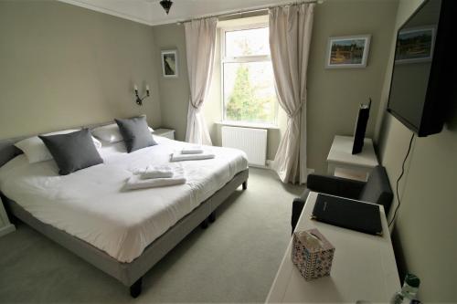 Gallery image of Ferndale Lodge in Torquay