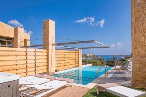 Olea Villas - Infinity Pool, Hot Tub, Sea Views