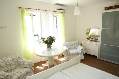 Croatian Beach House Omiš