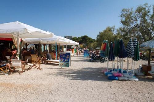 Fotografie z fotogalerie ubytování Apartmani Pocco Locco v destinaci Biograd na Moru