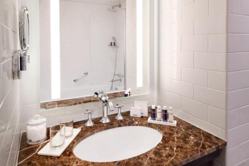 Columbus Hotel Monte-Carlo, Curio Collection by Hilton photo 52