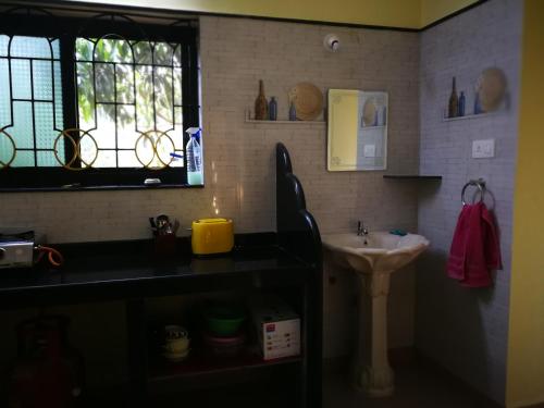 A bathroom at Feyona guest house