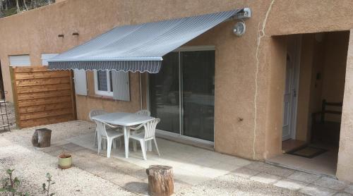 Foto Gites Velaux Ecureuil et Pinède 1