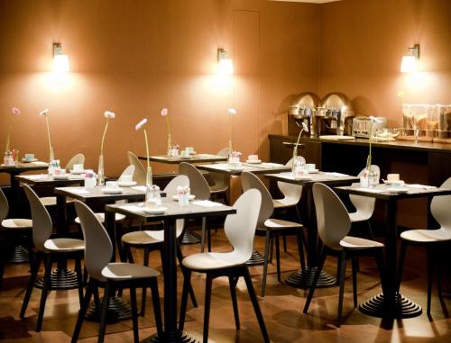 Restaurace v ubytování New Hotel Charlemagne