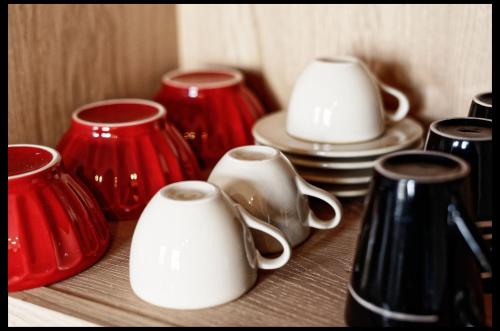 Kemudahan buat kopi dan teh di L'Atelier "les Apparts d'Agnès "