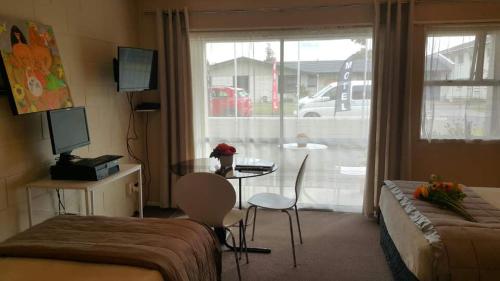 Μια τηλεόραση ή/και κέντρο ψυχαγωγίας στο Six On Union Motel