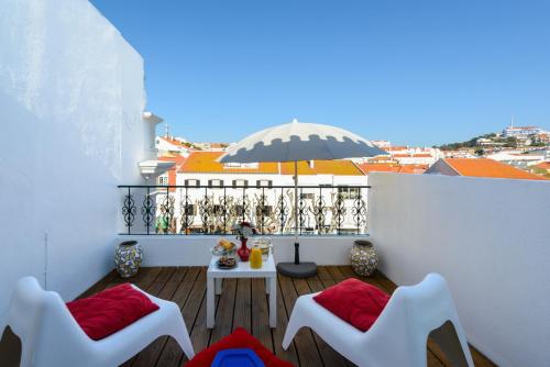 Timeless apartment at the heart of the village II