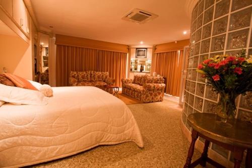 Кровать или кровати в номере Annette Guesthouse