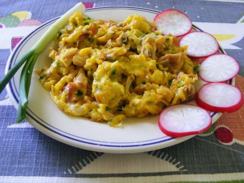 Comida na casa de hóspedes ou em algum lugar perto