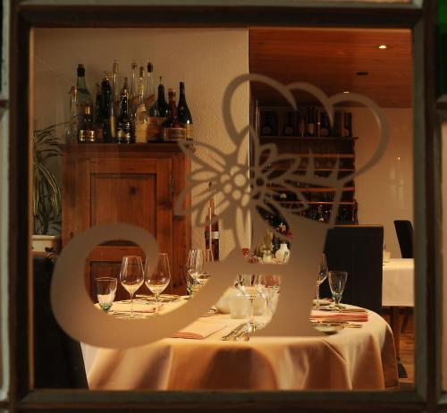 Nápoje v ubytování Alpenblick Hotel & Restaurant Wilderswil by Interlaken