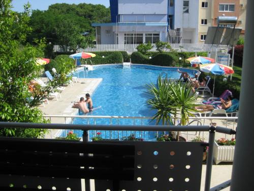 Πισίνα στο ή κοντά στο Villa Aurora