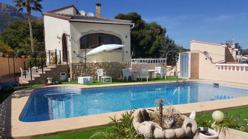 Πισίνα στο ή κοντά στο Apartamentos El Tosal 7E