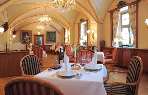 Ruang duduk di Romantik Hotel Burgkeller Residenz Kerstinghaus