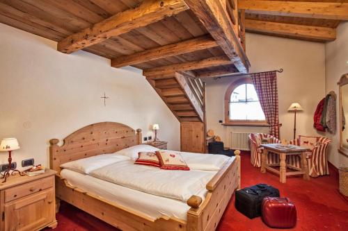 Postel nebo postele na pokoji v ubytování Chalet Mattias