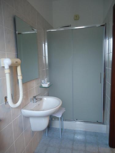Un baño de Mini Hotel - Angolo Di Paradiso -