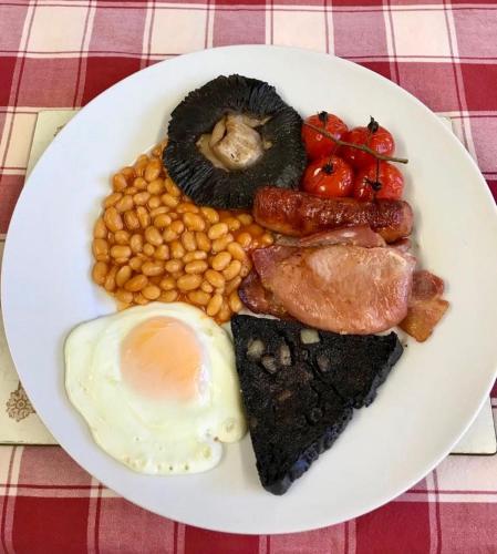 Mad på pensionatet eller i nærheden