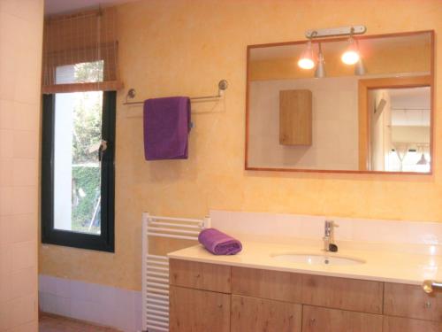 Kylpyhuone majoituspaikassa Costa Brava Apartment Casa Ana