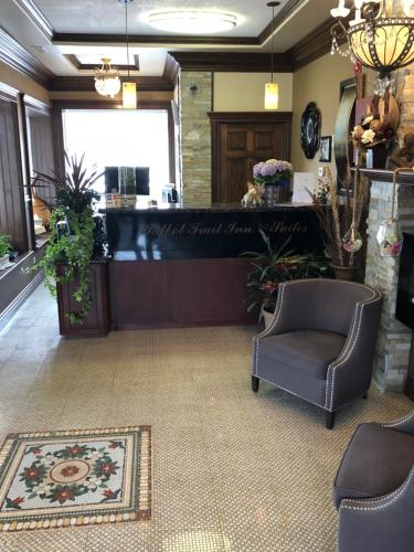 Talbot Trail Inn & Suites – Photos 5