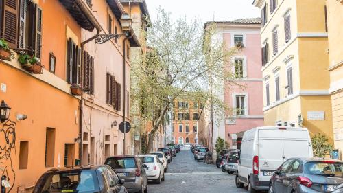 Rental in Rome Trastevere White