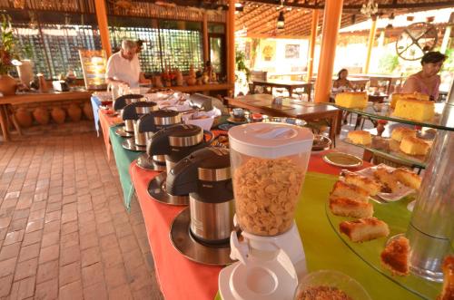 巴雷里尼亚斯普雷格伊萨斯港度假酒店的食物自助餐,食物搅拌器