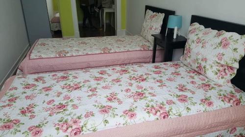 Katil atau katil-katil dalam bilik di Cenário Catita Hostel