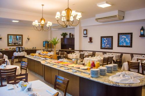 Mad på hotellet eller i nærheden