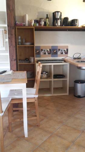 Kuchyň nebo kuchyňský kout v ubytování Gemütliches Gästehaus