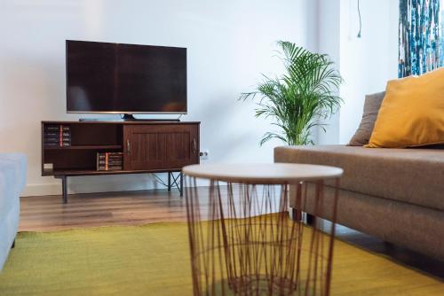 تلفاز و/أو أجهزة ترفيهية في Amazing View Apartment - 3BR - Piata Unirii