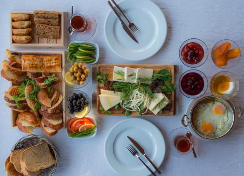 Matur á eða í nágrenni gistihússins