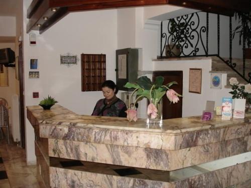 Elena Studios