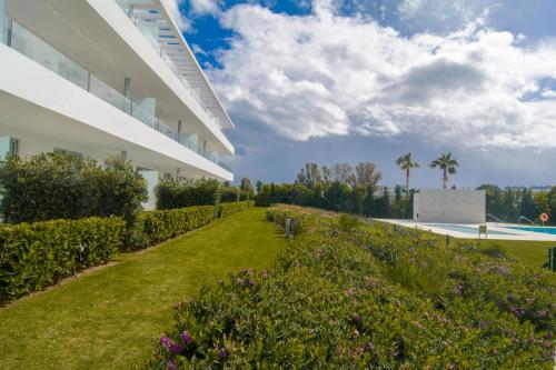 Belaire 4 bedroom apartment