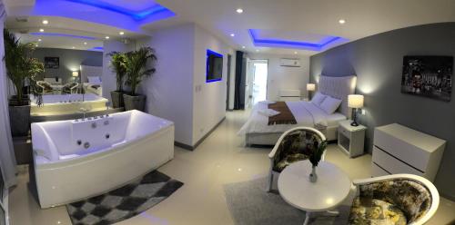 Gallery image of Swiss Villas Panoramic - SHA Certified in Patong Beach