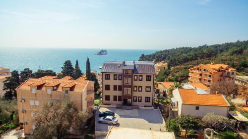 Gallery image of Apartments Monte Re in Petrovac na Moru