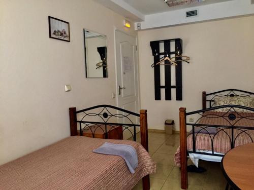 Кровать или кровати в номере Westend hostel Kyiv