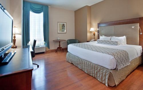 Foto da galeria de Clayton Plaza Hotel & Extended Stay em Clayton