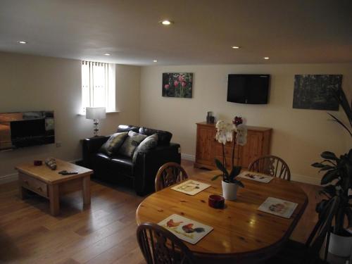 Carpenters Cottages – Photos 5