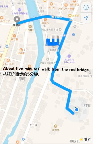 a map of a red bridge and a blue line at Guesthouse Takayama Hanzansha in Takayama