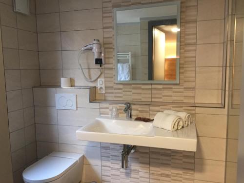 Kylpyhuone majoituspaikassa Auberge du Rempart