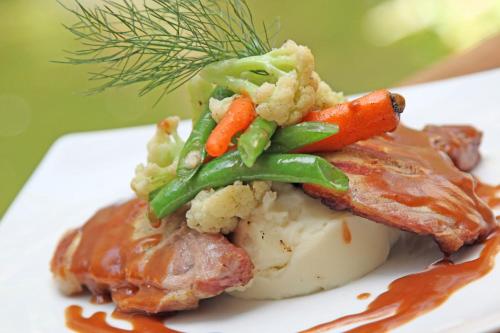 Φαγητό σε αυτό το ξενοδοχείο ή κάπου εκεί κοντά