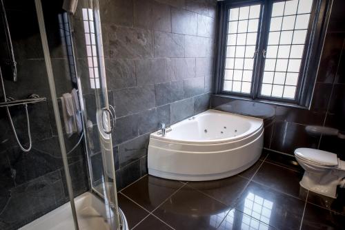 Best Western The Grand Hotel Hartlepoolにあるバスルーム