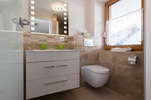 Ένα μπάνιο στο Apartments Alpenrose