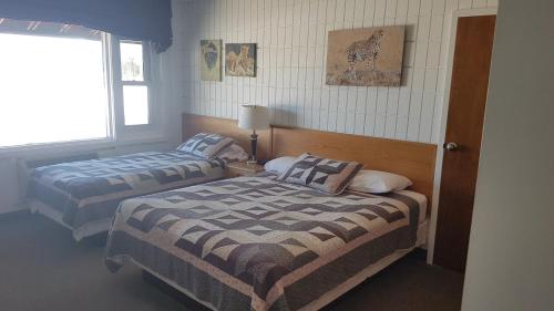 Легло или легла в стая в Pinawa Motel