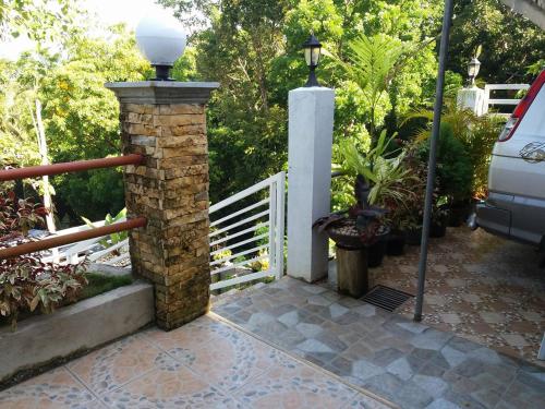 Κήπος έξω από το Villa Feliza