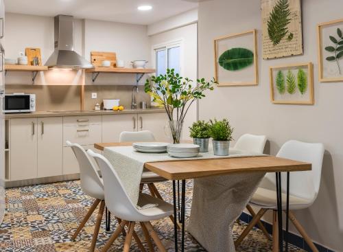 Genteel Home Picasso
