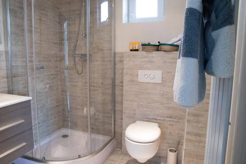 Phòng tắm tại kustappartementenkatwijk