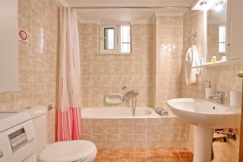 Koupelna v ubytování Gianna's House