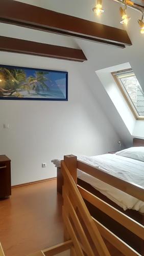 APARTMÁN U SOVIČKY S BALKÓNOM,AJ GARÁŽ Hrabovo FATRAPARK 1