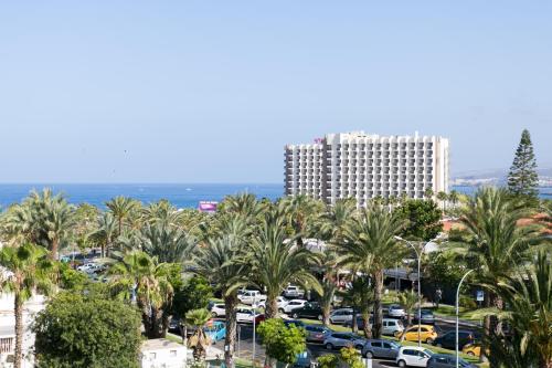 408 Enchanting El Dorado Accommodation, Sea View!