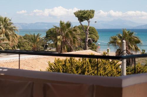 Royal Artemis beach, Athens, Airport
