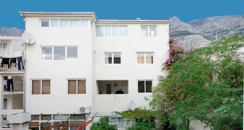 Apartments Anica & Gabriela